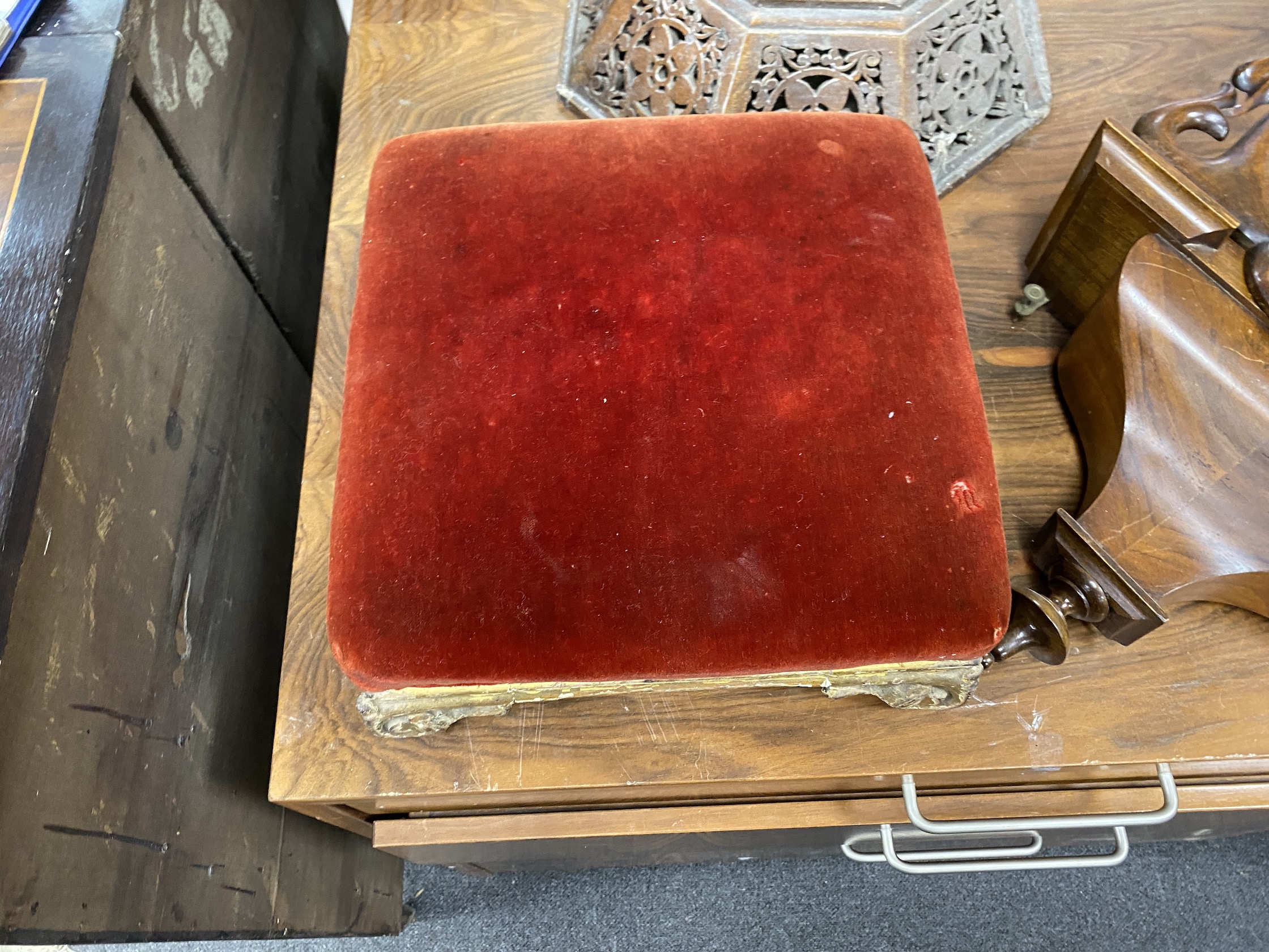 A Victorian carved giltwood foot stool, width 33cm, height 13cm